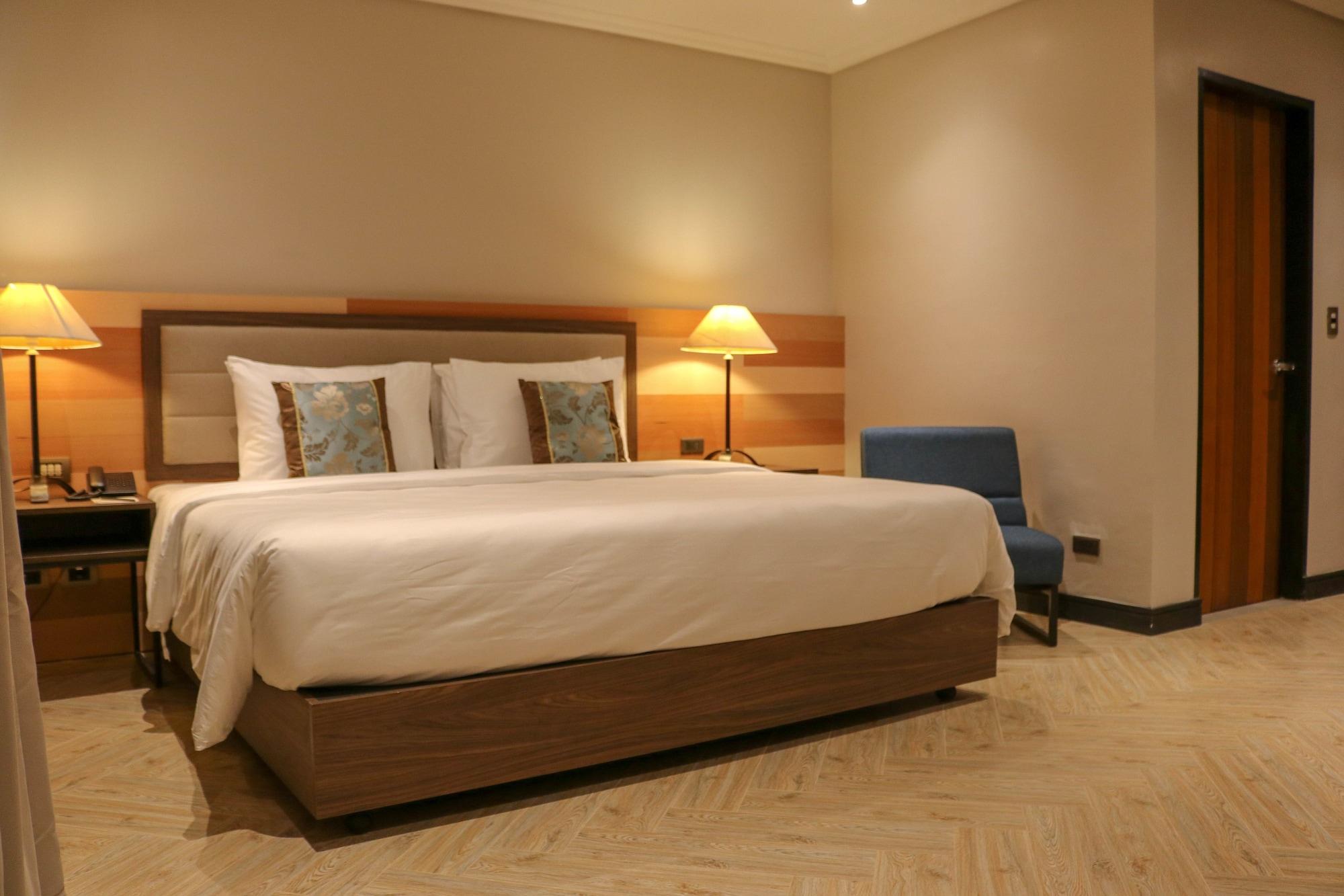 Acacia Hotel Bacolod - Quarantine Hotel Esterno foto